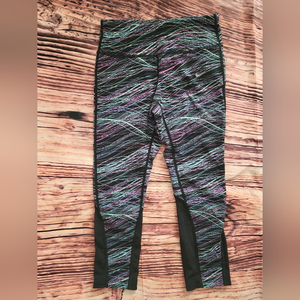 Nike XS capris leggings